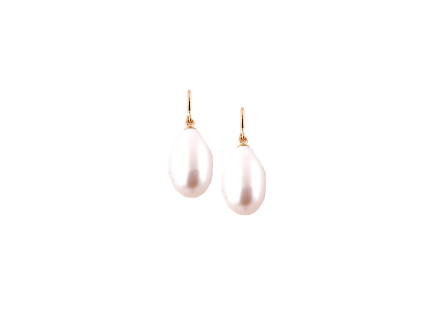Natural Fresh Water Pearl Earrings in 18k Pure Gold